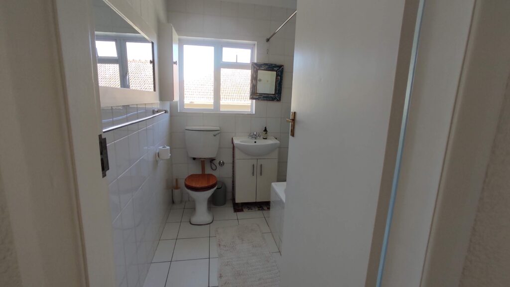 NEW BATHROOM RENOVATION